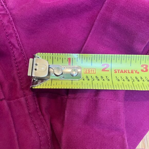 Kensie Magenta cuffed shorts size 8 - Picture 6 of 6